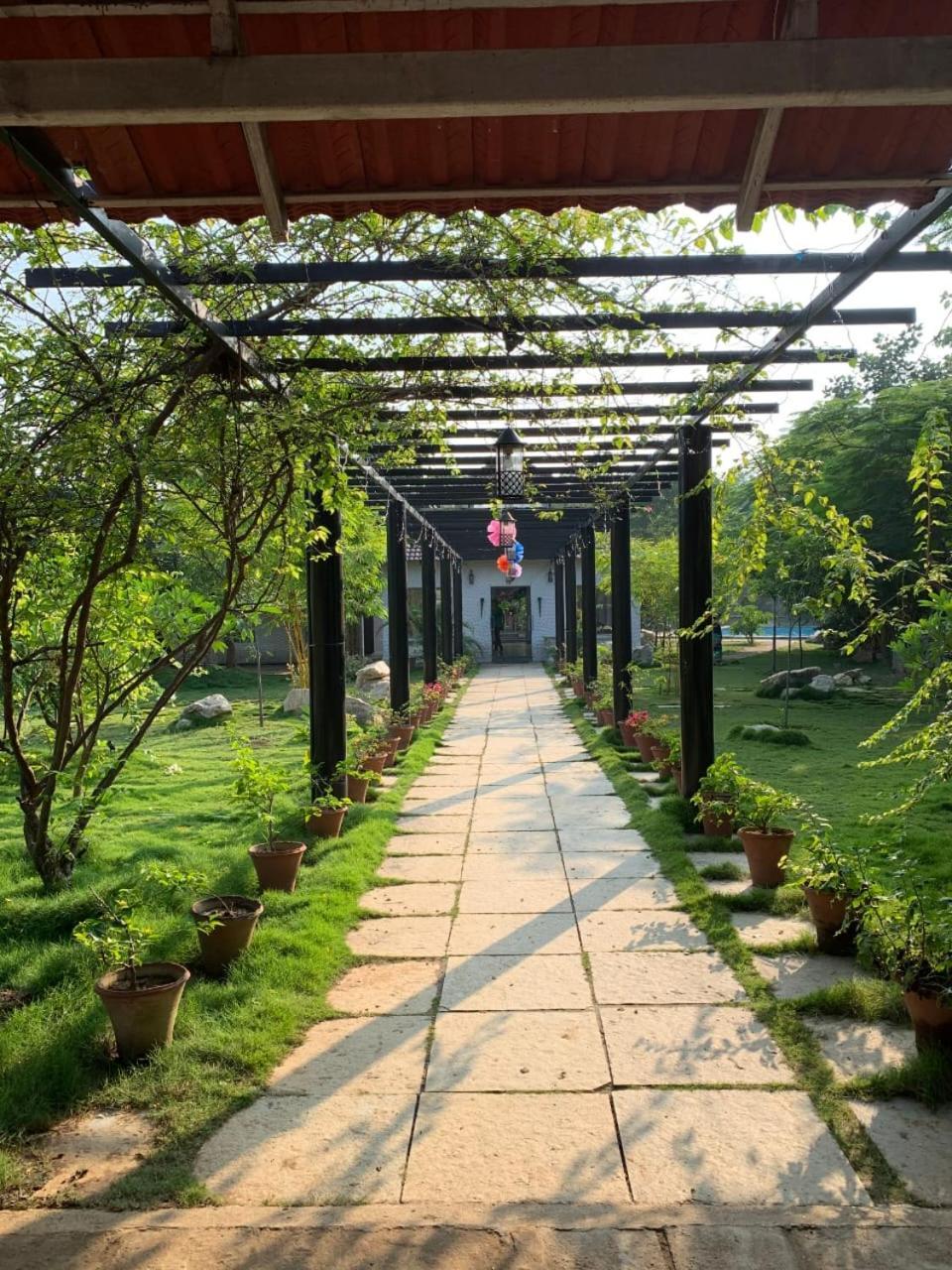 Tuli Veer Bagh Resort Bandra Exterior photo